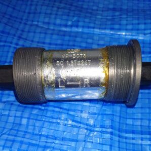 68mm ねじ切りタイプ スクエアテーパーBB