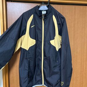 NIKE ナイロンジャケット