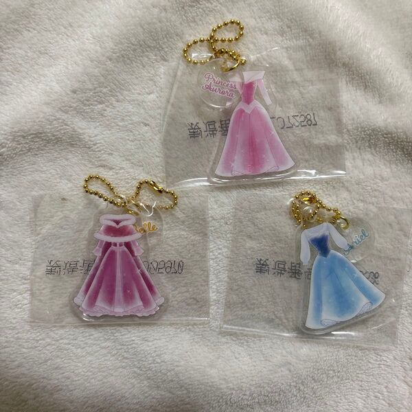 ディズニープリンセス 一番くじ コスチュームチャーム