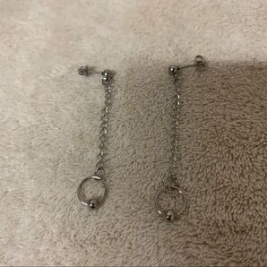 新品 ペア 18G ステンレス チェーン シルバー 揺れる スタッドレス アクセサリー