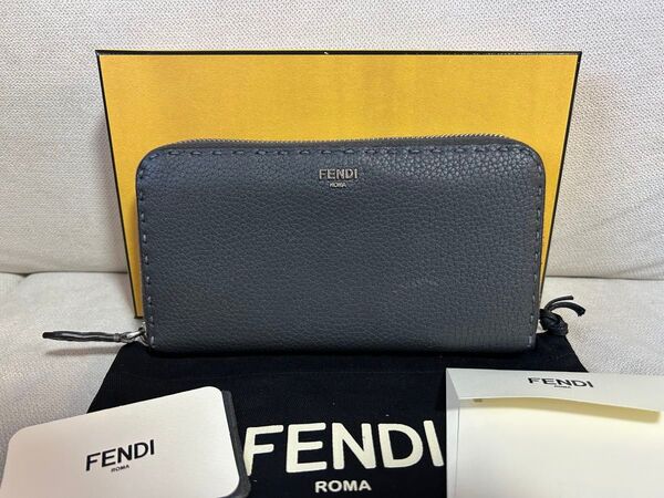 現行 FENDI フェンディ レザー長財布 グレー 現行 極美品