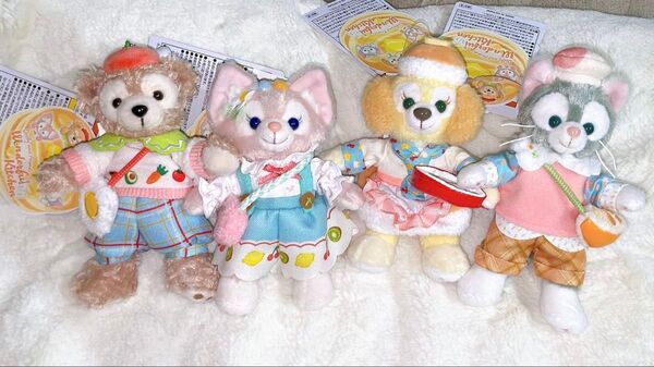 Disney sea ディズニーシー ワンダフルキッチンぬいぐるみバッジ 4点セット