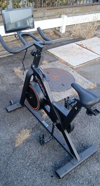 SIXPAD THE BIKE シックスパッド ザ バイク タブレット付き