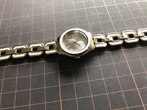 良品程度 コマ付 レア swatch スウォッチ SWISS SSモデル AG2009 シルバーカラー クオーツ レディース 腕時計_画像4