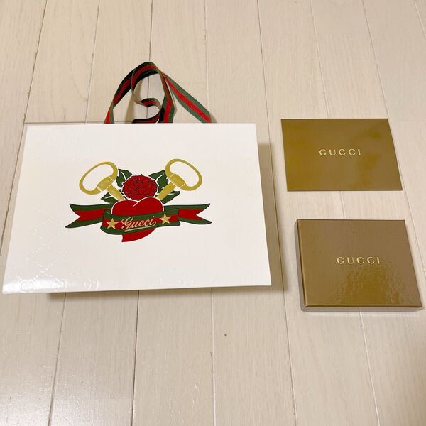 GUCCIショッパー 空箱 メッセージカード