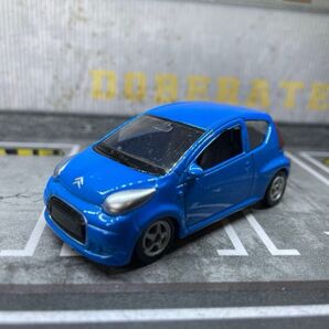 フランスのコンパクトカー welly シトロエン CITRON C1 ブルー 1/60