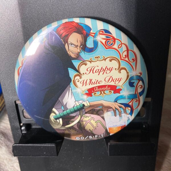 ONE PIECE 輩缶バッジ シャンクス