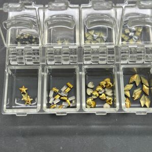 ラインストーンパーツセット(ケース付き) ハンドメイド