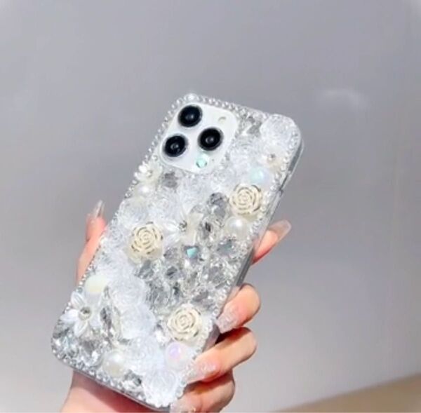 新品 iPhone 14 ケース デイジーローズフラワーホワイトラインストーン