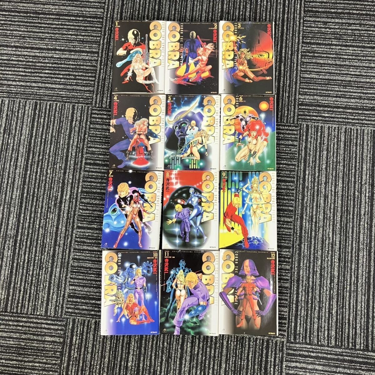 Yahoo!オークション -「コブラ」(全巻セット) (漫画、コミック Yahoo!オークション -「コブラ」(全巻セット) (漫画、コミック
