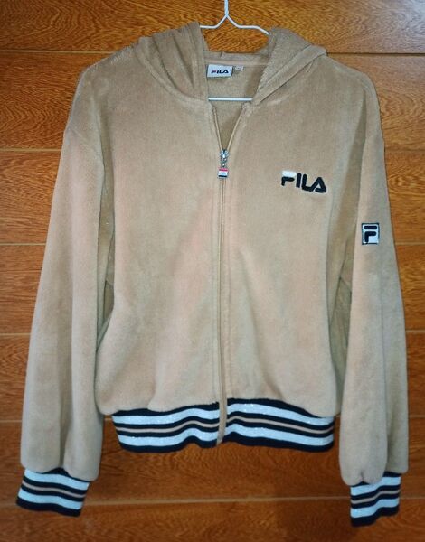 美品 FILA フリース パーカー ジャケット サイズ160