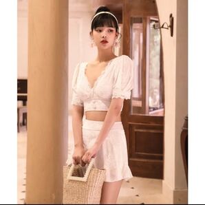 【新品】5,580円セパレート水着白レース