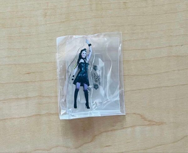 安室奈美恵アクリルスタンド