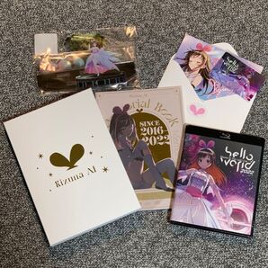 Kizuna AI キズナアイ hello world 2022