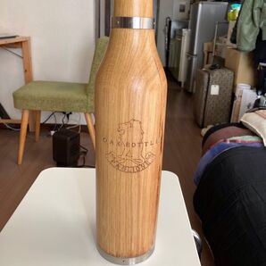 オークボトルのエイジングボトル。顕著なジャンク品です