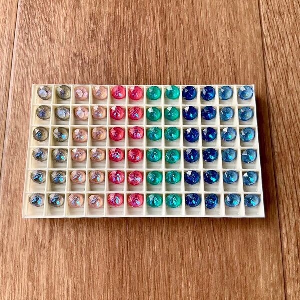 【SALE】72粒 スワロフスキー チャトン 1088 ss39 ディライトセット アソート 6色×12粒 8mm