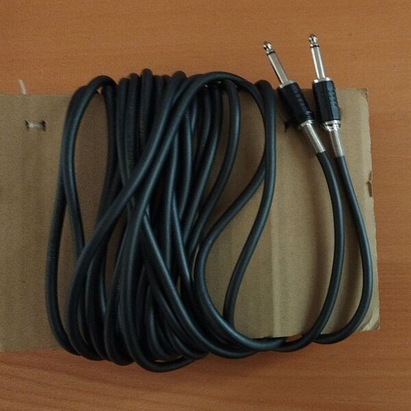 【中古】Hexa Cables O.F.C. -L ケーブル10m 黒