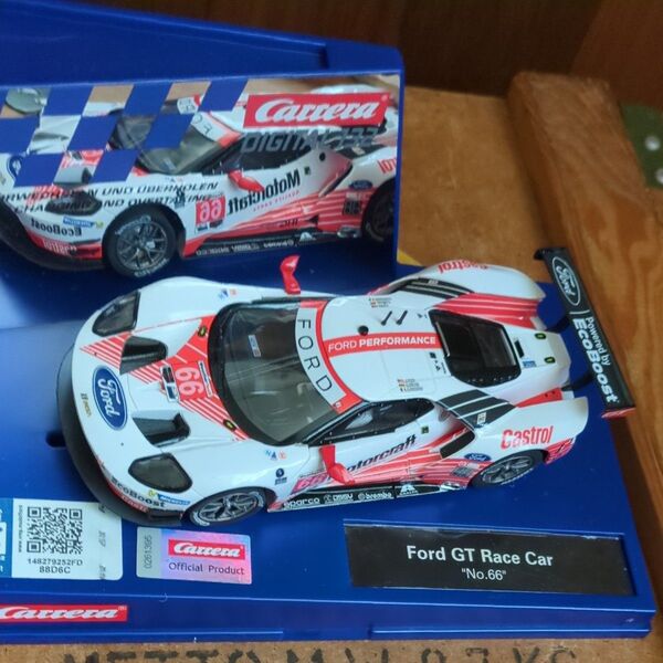 スロットカーCarrera Digital 132