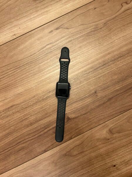 Apple Watch Series 3 NIKEモデル