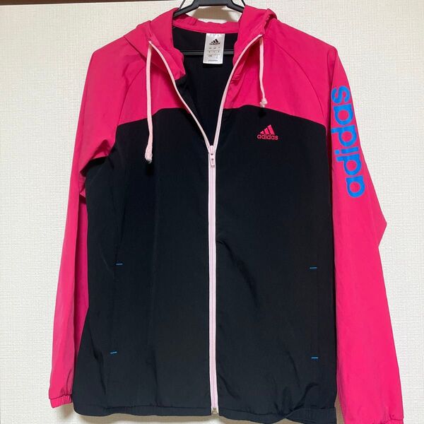 adidas パーカー