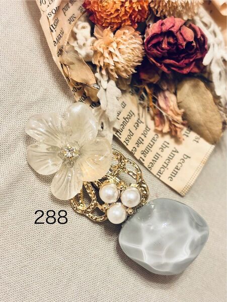 288 ミニヘアクリップ ハンドメイド ヘアアクセサリー グレー フラワー パール キラキラ ストーン
