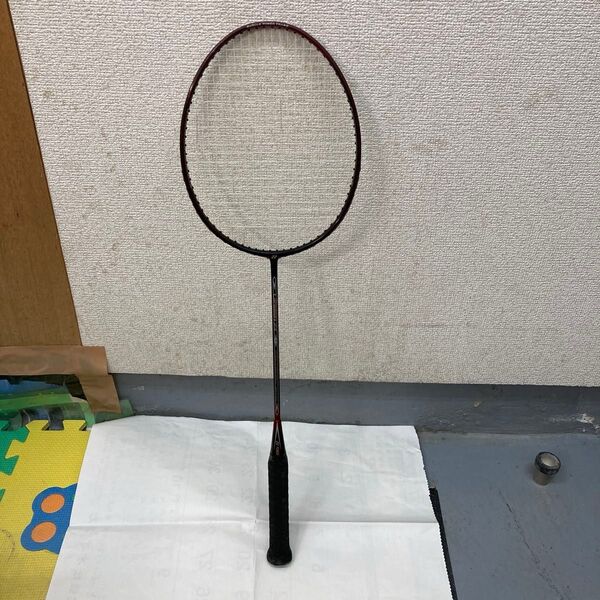 ヨネックス バドミントンラケット カーボネックス23