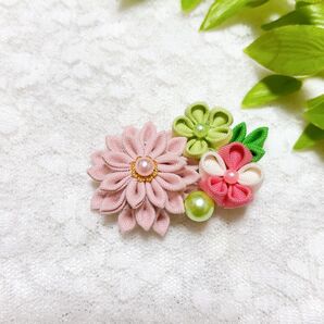 HC2-06 つまみ細工 ヘアクリップ 髪飾り ピンク 黄緑