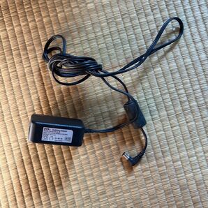 ACアダプター DVE DSA-0101F-05