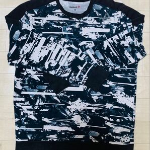 Reebok グラフィックパーカー Oサイズ