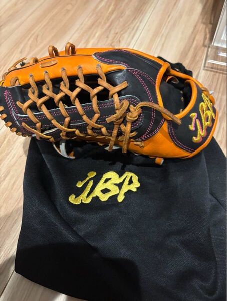 硬式グラブ IBP 左利き イソガイ流型付け済み