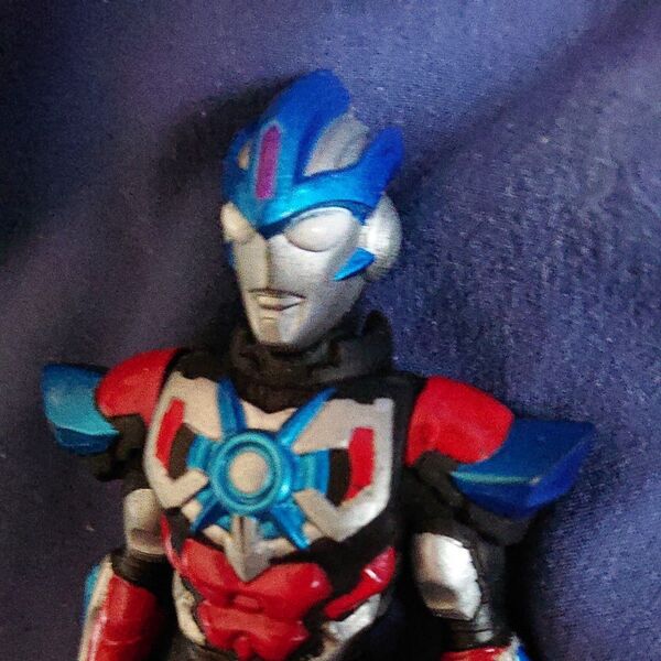 ウルトラマンオーブ ライトニングアタッカー ソフビ 500