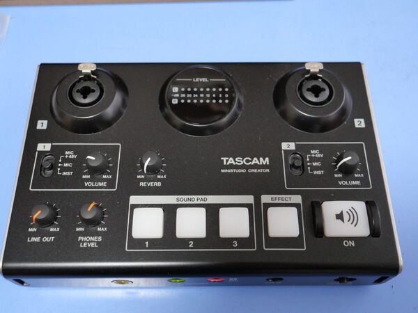 TASCAM MiNiSTUDIO CREATOR US-42B 黒