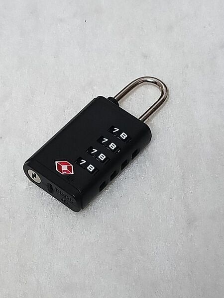 TSA ロック 4桁 ダイヤル式 南京錠 盗難防止 旅行 鍵 TSA スーツケース キャリーケース バッグ ダイアル式ロック