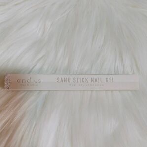 3COINS and us サンドスティックネイルジェル アイボリー