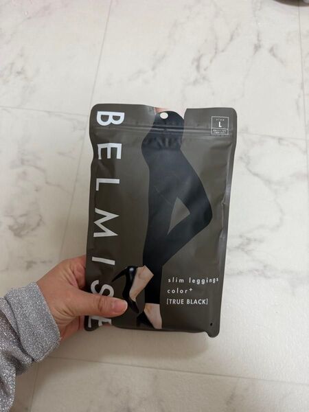 ベルミスBELMISE スリムレギンスcolor 着圧 ブラック