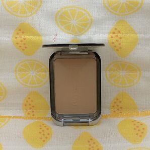 137/ アニエスベー フェースパウダー