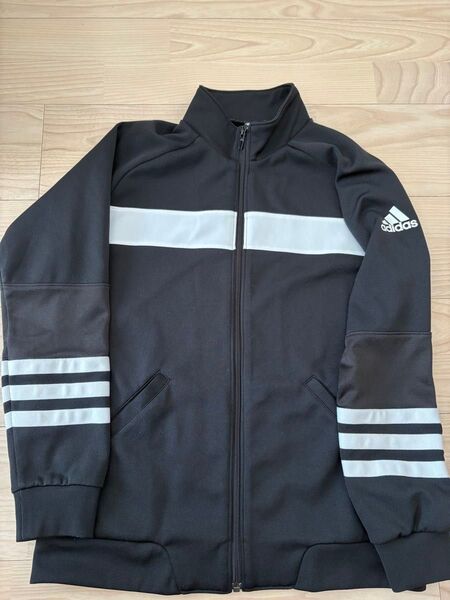 adidas ジャージ