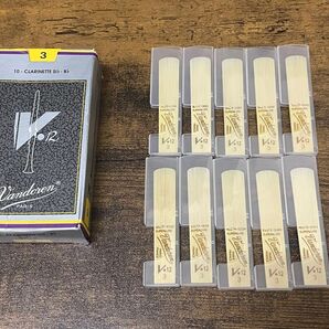 使用済み 試奏のみ バンドレン Vandoren クラリネットリード 銀箱 V12 B♭3 10枚③
