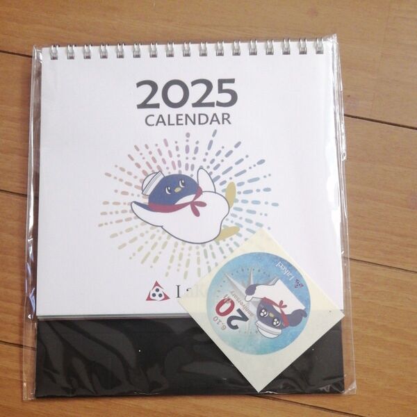★新品★未開封★自宅保管品☆2025年卓上カレンダー☆ペンギン☆ラキール★lakeel