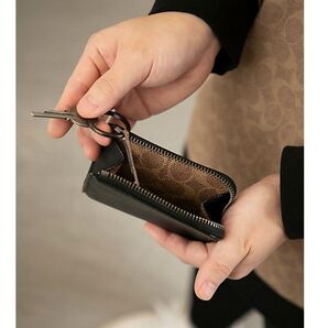 【新品未使用】コーチ Lジップカーキーケース・シグネチャーキャンバス ブロッキング レザー ブラック キーケース 小銭入れ