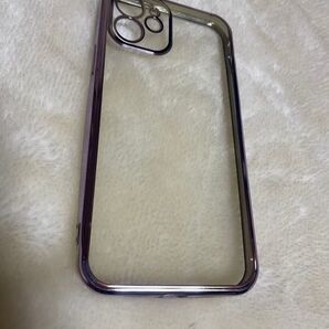 【中古】iPhone12 携帯カバー 透明 紫