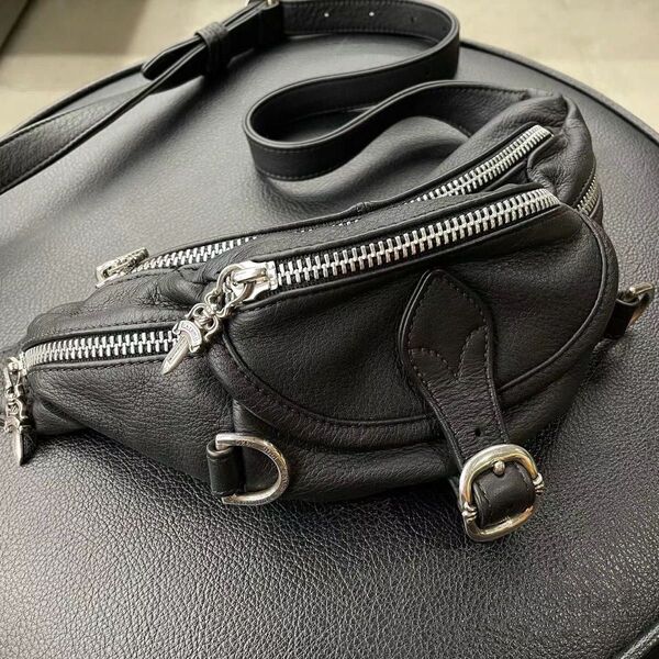 ◆再々入荷!!大容量!スナットパック ウエストバック ボディバッグ ダガー 付きで超カッコいい!!!高級感あり!!