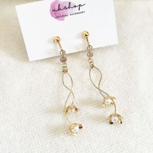 2点同時購入でおまかせピアスorおまかせイヤリングプレゼント ハンドメイドピアス ハンドメイドイヤリング パール ジルコニア