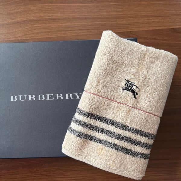 《12日迄の限定SALE》【新品未使用】No.3【訳あり品】Burberry(バーバリー)ミニテリー