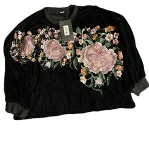 未使用タグ付きKhaadi ベロア刺繍トップス サイズ12