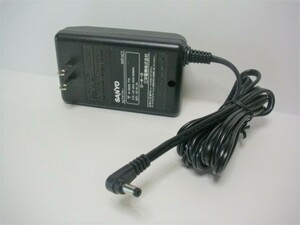 * genuine products!SANYO portable navi for <9V 2A/NVP-AC7 AC adaptor >