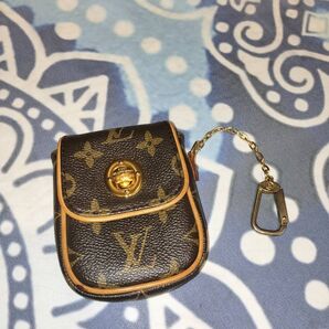タイムセール LOUIS VUITTON ルイヴィトン ポーチ モノグラム ミニ