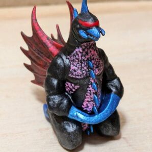 ガイガン(まちぼうけ)ブラック&ピンク 素人リペイント製作物