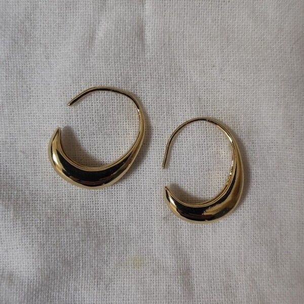 ピアス ゴールド フープ アクセサリー