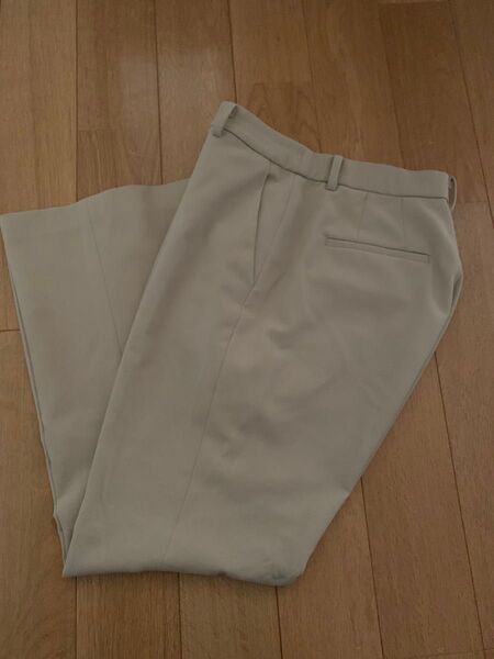 UNIQLO ユニクロ EZYフレアアンクルパンツ L ベージュ